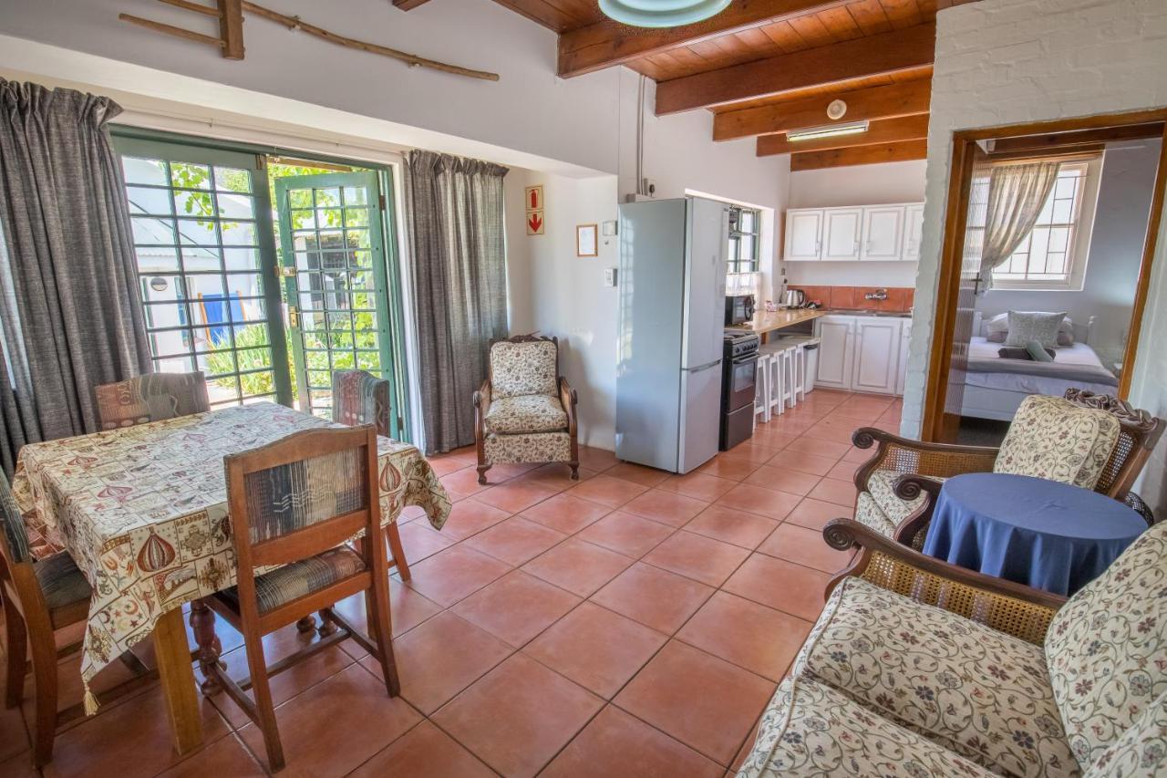 Koo Karoo Guest Lodge And Self Catering Montagu Exterior photo